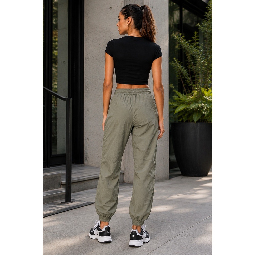 Lululemon Lab Sage Green Nylon Mid Rise Jogger Pants Womens 4 Streetwear - Picture 3 of 14